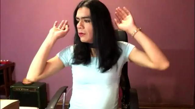 Image 3 of cristinadickclit Stream on Chaturbate on 1 month ago