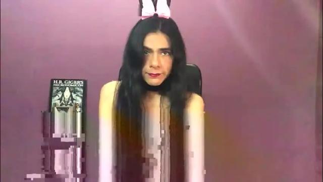 Image 4 of cristinadickclit Stream on Chaturbate on 1 month ago