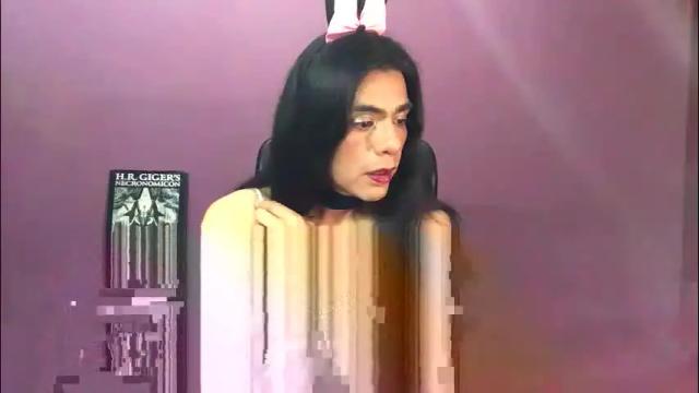 Image 6 of cristinadickclit Stream on Chaturbate on 1 month ago