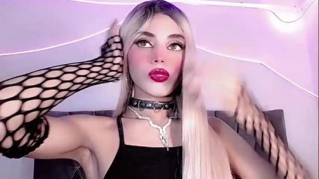 Image 7 of cristinadollsex Stream on Chaturbate on 15 days ago