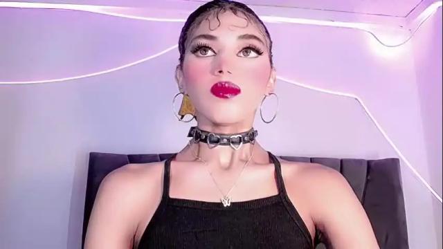 Image 12 of cristinadollsex Stream on Chaturbate on 6 days ago