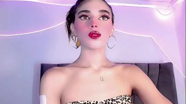 Image 2 of cristinadollsex Stream on Chaturbate on 1 month ago