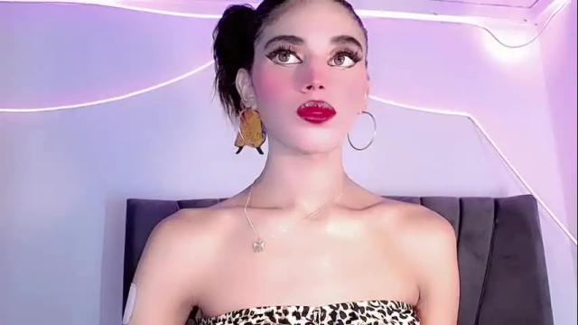 Image 6 of cristinadollsex Stream on Chaturbate on 1 month ago