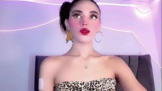 Image 8 of cristinadollsex Stream on Chaturbate on 1 month ago