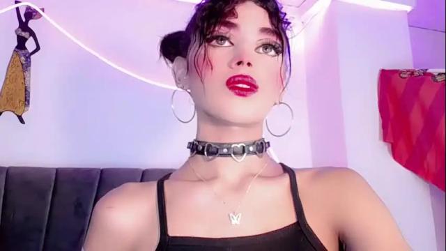 Image 4 of cristinadollsex Stream on Chaturbate on 1 month ago