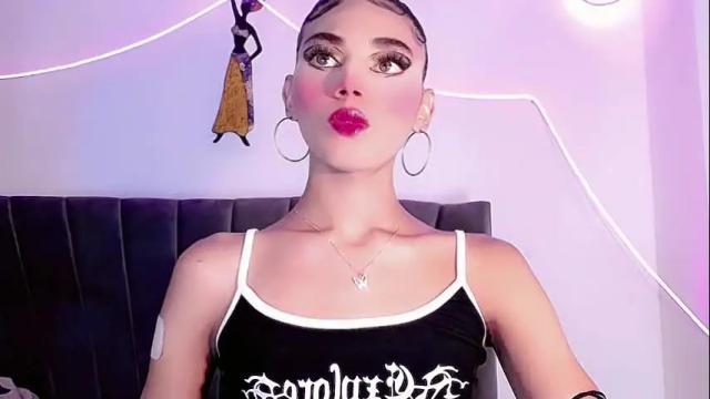 Image 8 of cristinadollsex Stream on Chaturbate on 1 month ago