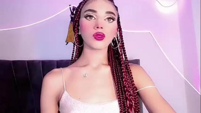 Image 10 of cristinadollsex Stream on Chaturbate on 1 month ago