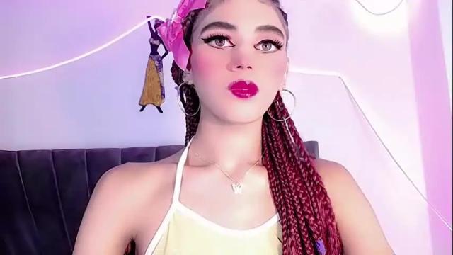 Image 10 of cristinadollsex Stream on Chaturbate on 1 month ago