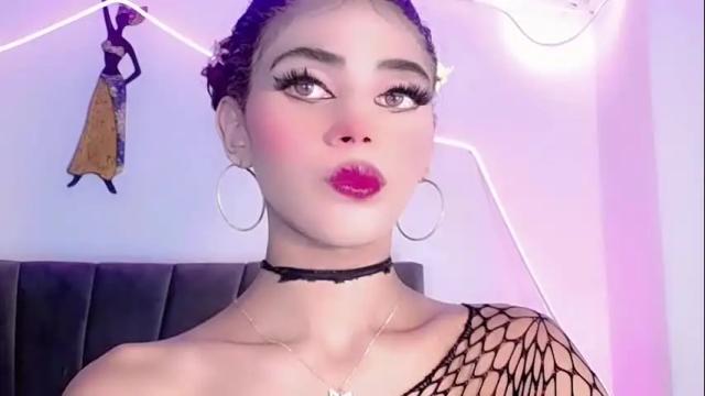 Image 3 of cristinadollsex Stream on Chaturbate on 21 days ago