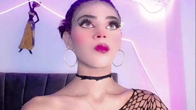 Image 4 of cristinadollsex Stream on Chaturbate on 21 days ago