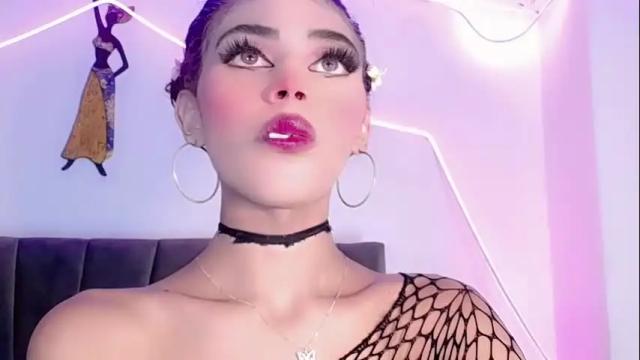 Image 8 of cristinadollsex Stream on Chaturbate on 21 days ago