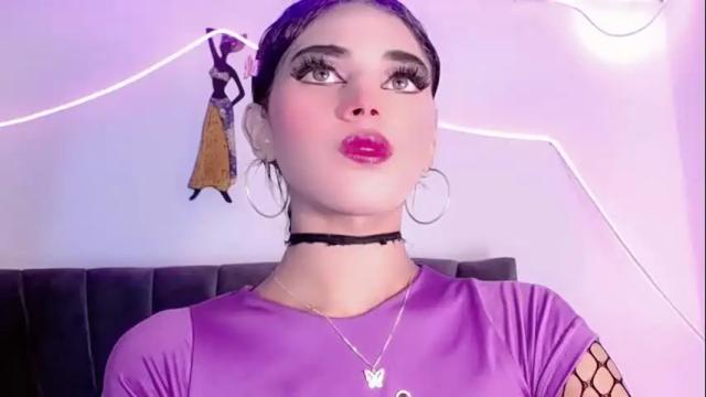 Image 10 of cristinadollsex Stream on Chaturbate on 20 days ago