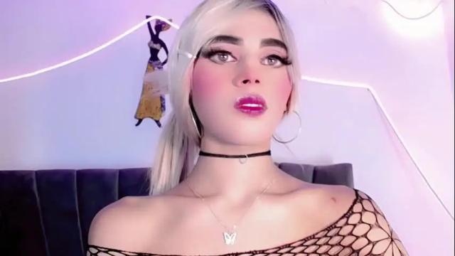 Image 3 of cristinadollsex Stream on Chaturbate on 15 days ago