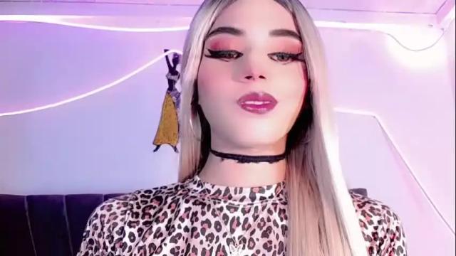 Image 7 of cristinadollsex Stream on Chaturbate on 10 days ago