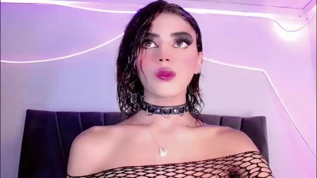 Image 2 of cristinadollsex Stream on Chaturbate on 2 days ago