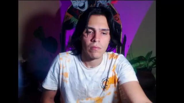 Image 6 of cristopher_069 Stream on Chaturbate on 1 month ago