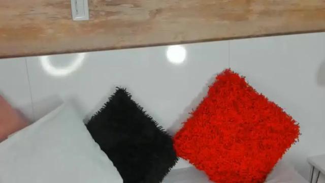 Image 4 of cristy_balenciaga_ Stream on Chaturbate on 12 months ago