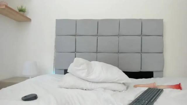 Image 7 of cristygrant Stream on Chaturbate on 13 months ago