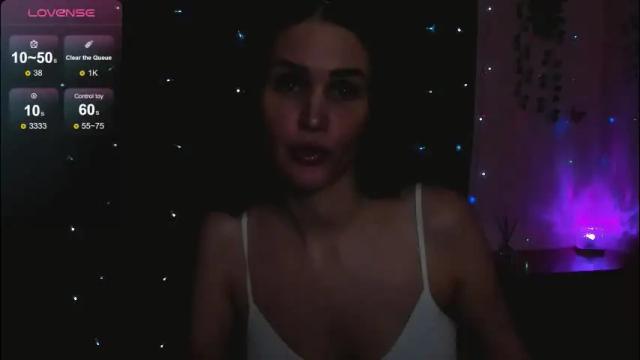 Image 2 of cross_the_line Stream on Chaturbate on 1 month ago