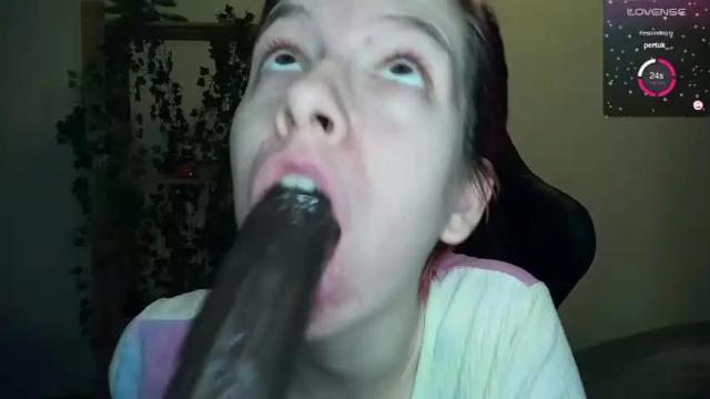 Image 2 of cruellagoth Stream on Chaturbate on 14 months ago
