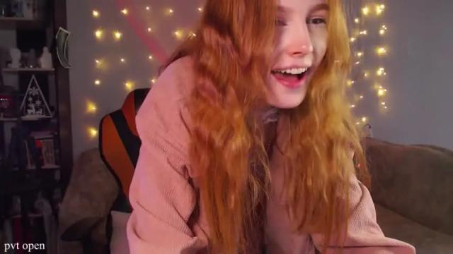 Image 3 of cry_cry_baby Stream on Chaturbate on 15 months ago
