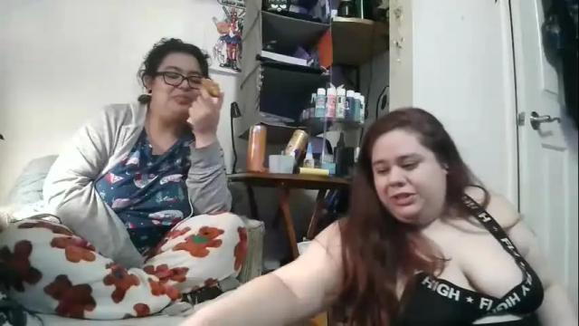 Image 3 of crybbyroses913 Stream on Chaturbate on 15 months ago