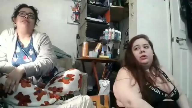 Image 4 of crybbyroses913 Stream on Chaturbate on 15 months ago