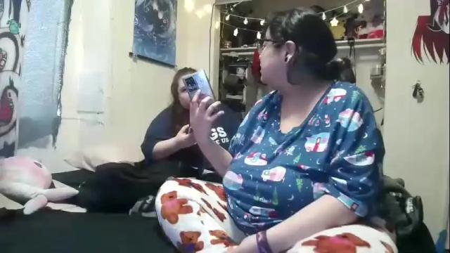 Thumbnail 1, crybbyroses913's Stream at Chaturbate, 15 months ago