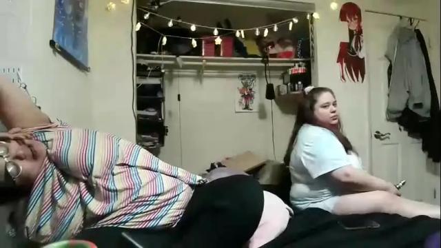 Image 8 of crybbyroses913 Stream on Chaturbate on 16 months ago