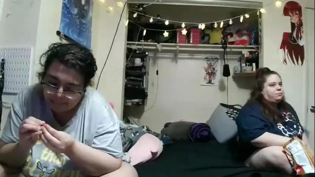 Image 12 of crybbyroses913 Stream on Chaturbate on 16 months ago