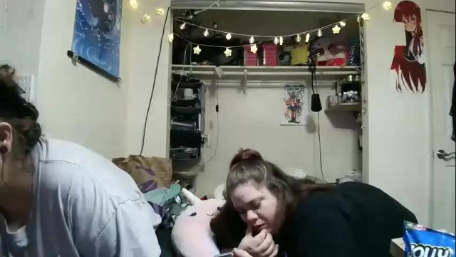 Image 3 of crybbyroses913 Stream on Chaturbate on 13 months ago