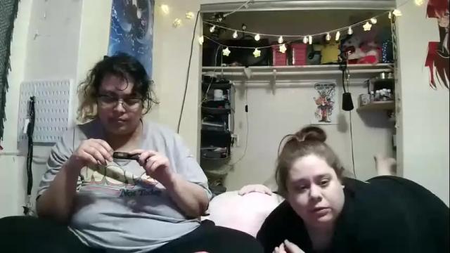 Image 12 of crybbyroses913 Stream on Chaturbate on 16 months ago