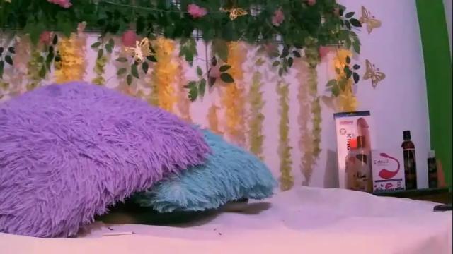 Image 11 of crysrus Stream on Chaturbate on 1 month ago