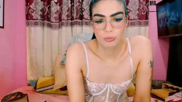 Image 7 of crystal420_ Stream on Chaturbate on 1 month ago