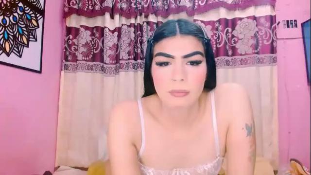 Image 4 of crystal420_ Stream on Chaturbate on 2 days ago