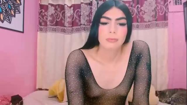 Image 7 of crystal420_ Stream on Chaturbate on 4 months ago