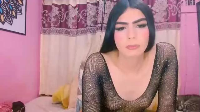 Image 8 of crystal420_ Stream on Chaturbate on 4 months ago