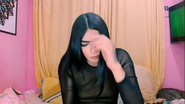 Image 4 of crystal420_ Stream on Chaturbate on 4 months ago