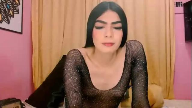 Image 6 of crystal420_ Stream on Chaturbate on 4 months ago