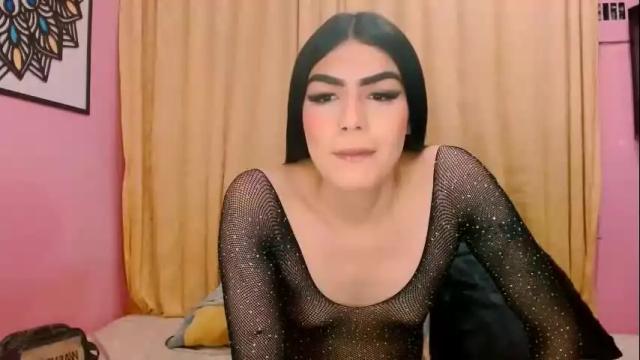 Image 7 of crystal420_ Stream on Chaturbate on 4 months ago