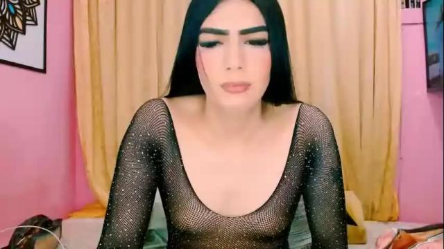 Image 10 of crystal420_ Stream on Chaturbate on 4 months ago