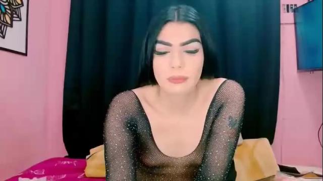 Image 2 of crystal420_ Stream on Chaturbate on 1 month ago