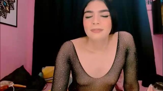 Image 6 of crystal420_ Stream on Chaturbate on 1 month ago