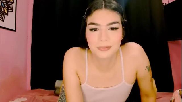 Image 3 of crystal420_ Stream on Chaturbate on 11 days ago