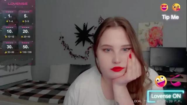 Image 4 of crystal__chris Stream on Chaturbate on 3 months ago