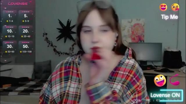 Image 12 of crystal__chris Stream on Chaturbate on 2 months ago