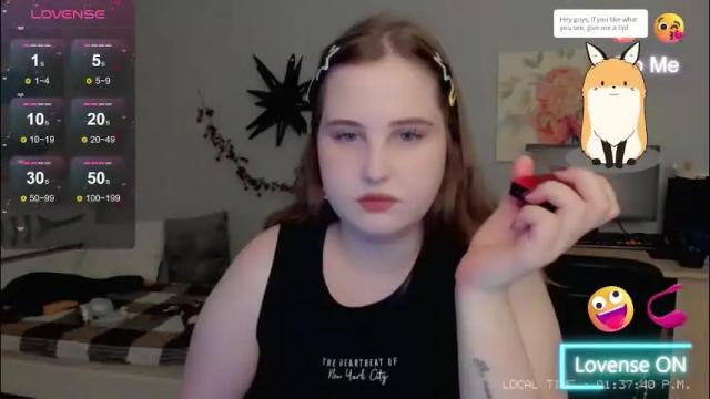 Image 3 of crystal__chris Stream on Chaturbate on 2 months ago