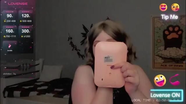 Image 3 of crystal__chris Stream on Chaturbate on 2 months ago