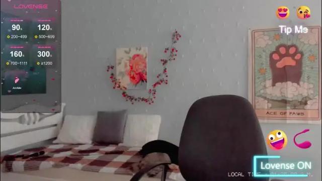 Image 12 of crystal__chris Stream on Chaturbate on 2 months ago