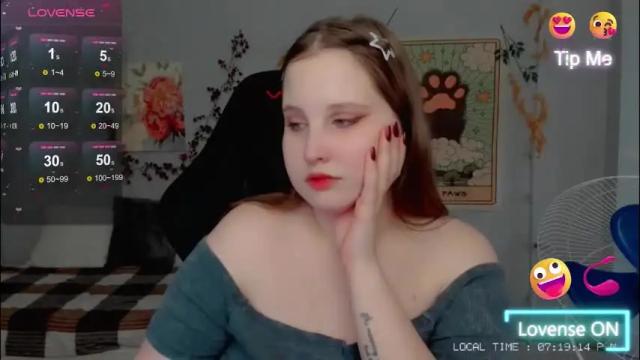 Thumbnail 1, crystal__chris's Stream at Chaturbate, 1 month ago